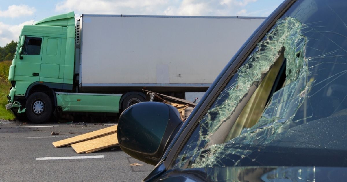 semi-truck accidents summer