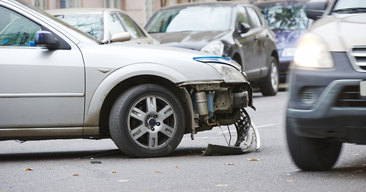 The Difference Between a Minor Car Accident and a Major Car Accident