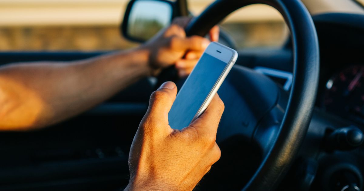 Cell Phone Records Could Be the Key to Your Truck Accident Claim: Contact Our Freehold Truck Accident Lawyers at Ellis Law to Get the Compensation You Deserve